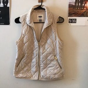Cream/White Puffy Vest